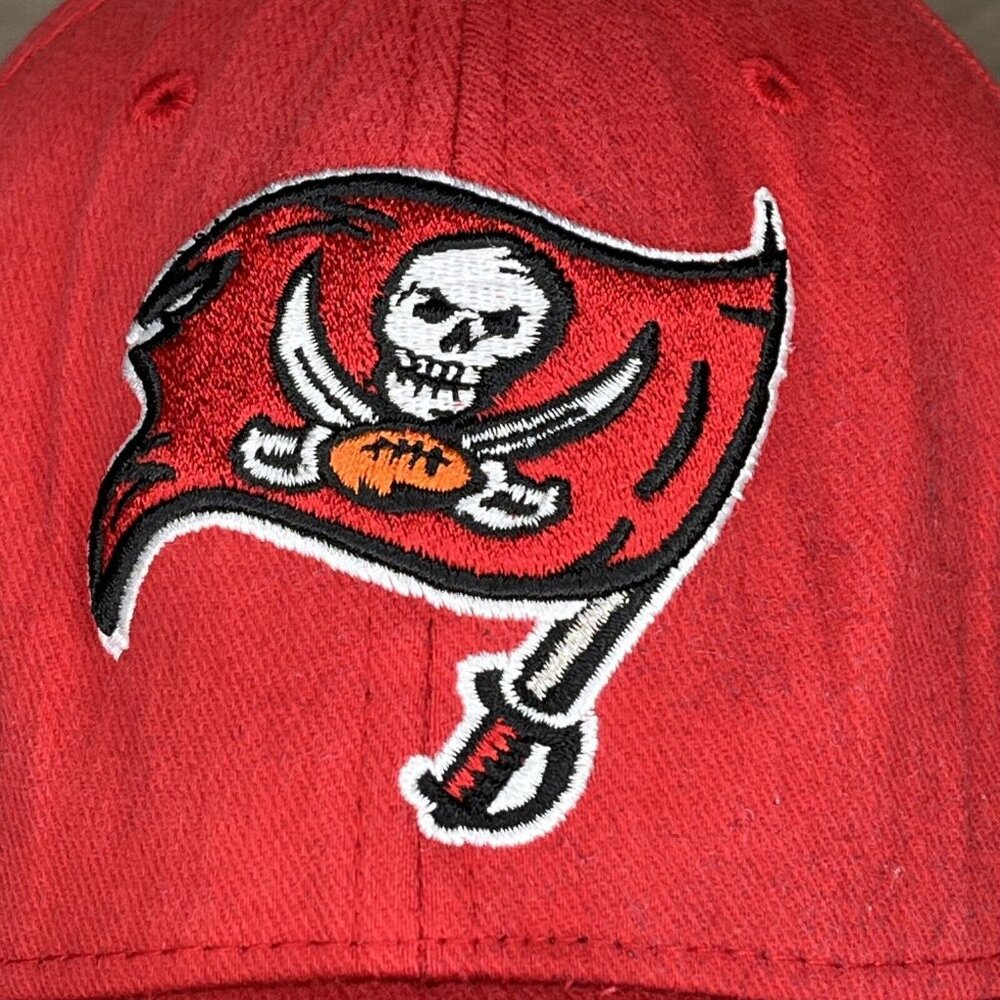 Tampa Bay Buccaneers NFL 6-panel One Fit Flex Ball Cap By Reebok Hat - Picture 3 of 13